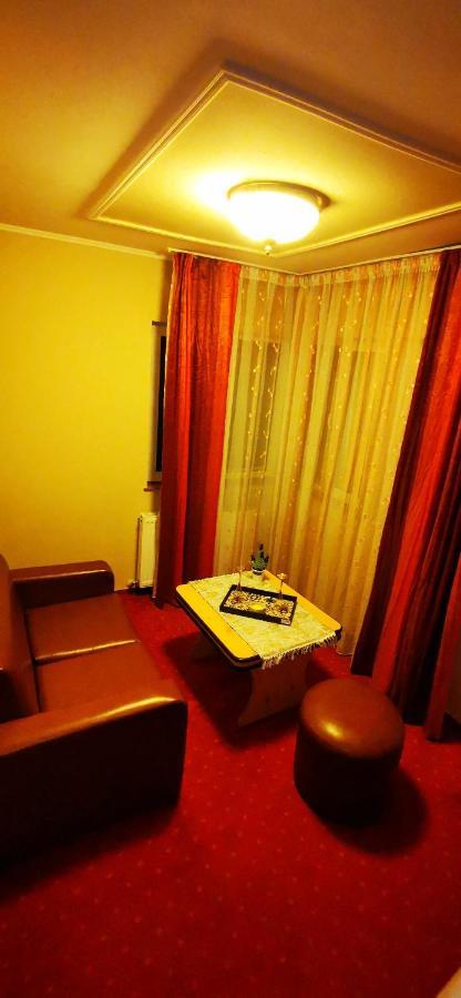 Hotel All Times Timisu de Jos Ngoại thất bức ảnh