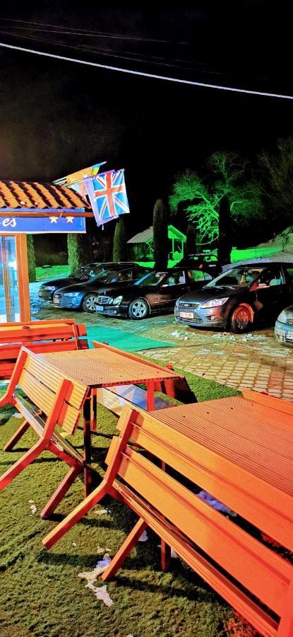 Hotel All Times Timisu de Jos Ngoại thất bức ảnh