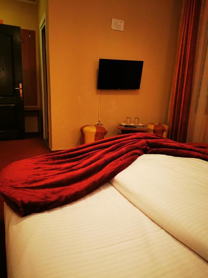 Hotel All Times Timisu de Jos Ngoại thất bức ảnh