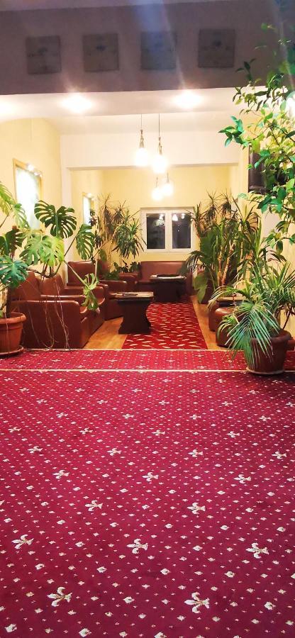 Hotel All Times Timisu de Jos Ngoại thất bức ảnh