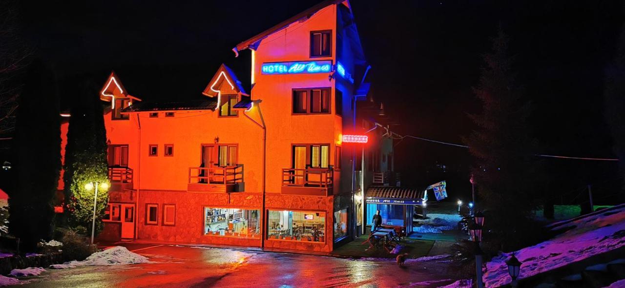 Hotel All Times Timisu de Jos Ngoại thất bức ảnh